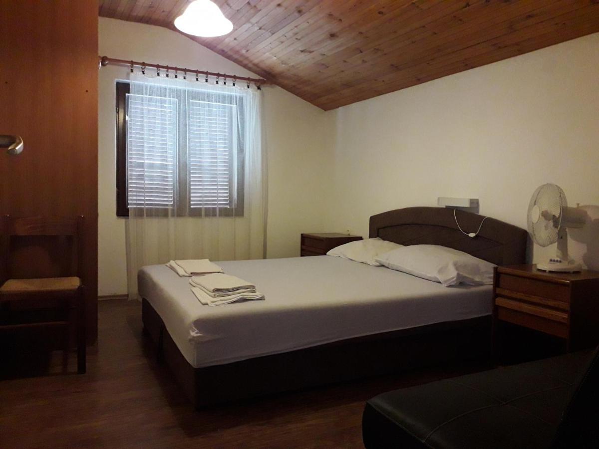Apartments By The Sea Suha Punta, Rab - 5050 Kampor Exterior foto